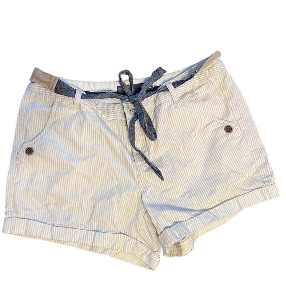 Smart Set Beige Stripe Shorts